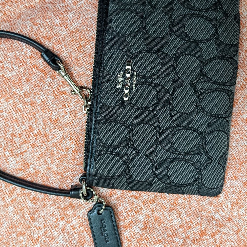 Coach Wristlet - black NWOT